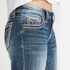 VIGOSS Women's Blue Heritage Fit Capri Distressed Jeans raw hem 16 classic